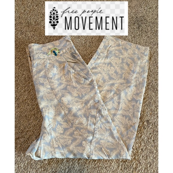 Free People Pants - NWT Free People Movement Size Small active wear